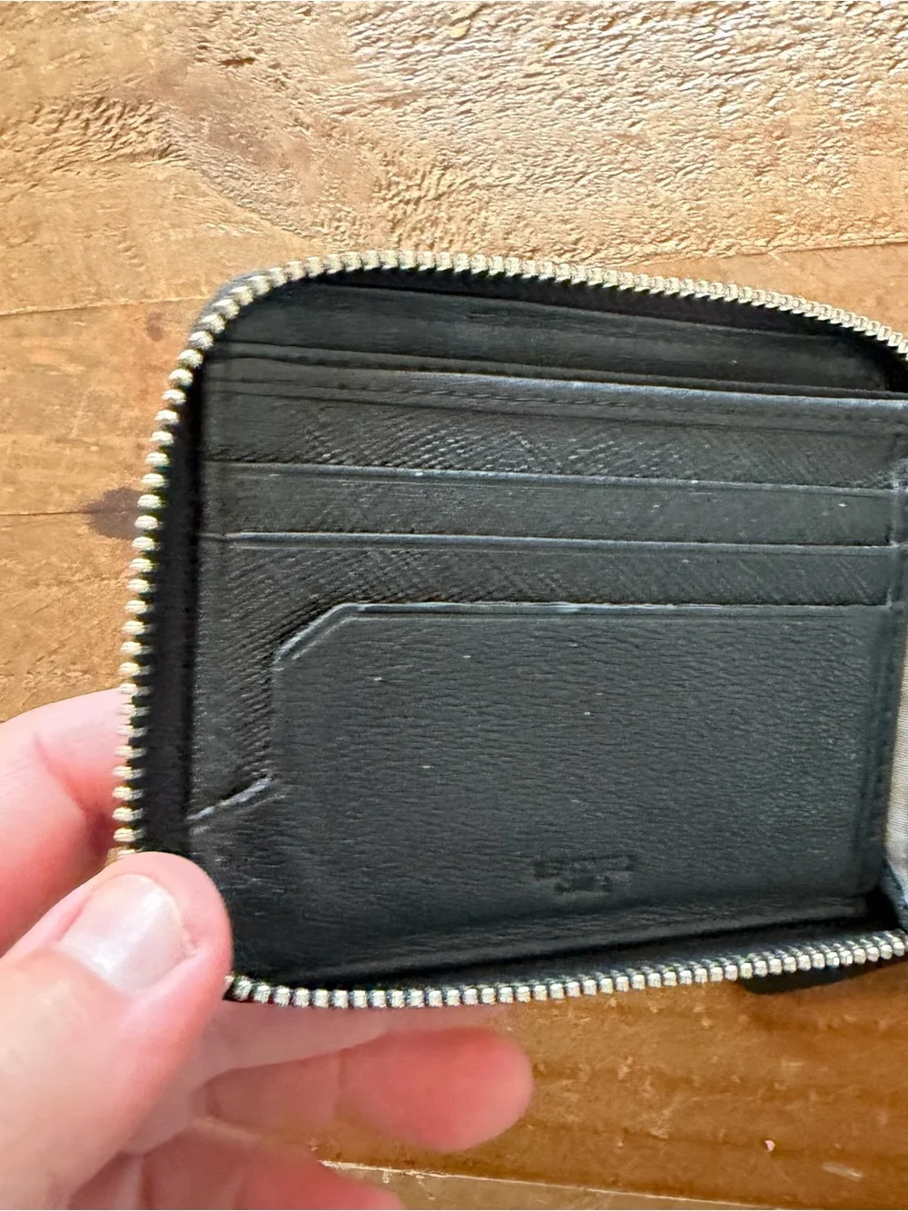Champs Black RFID Zip Card Wallet